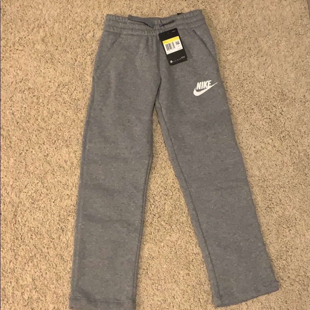 Nike Corte Estandar sweatpants for kids